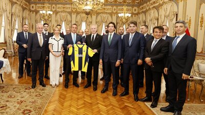 F.Bahçe, İstanbul Valisi Gül'ü ziyaret etti