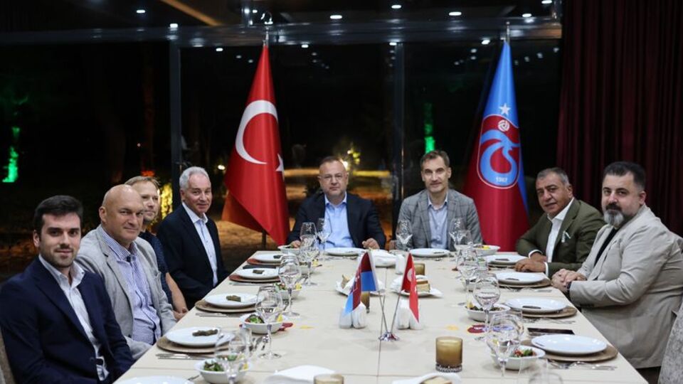 Trabzonspor'dan Ruzomberok'a dostluk yemeği!