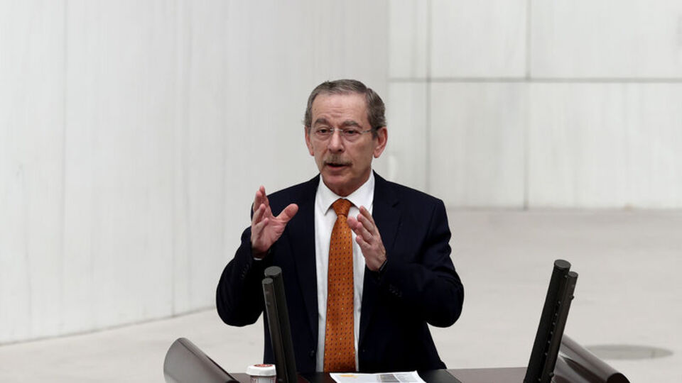 Abdüllatif Şener'in oğlu anneannesini öldürdü