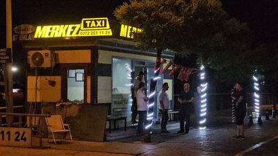 Taksi durağına yapılan bomba ihbarı korkuttu