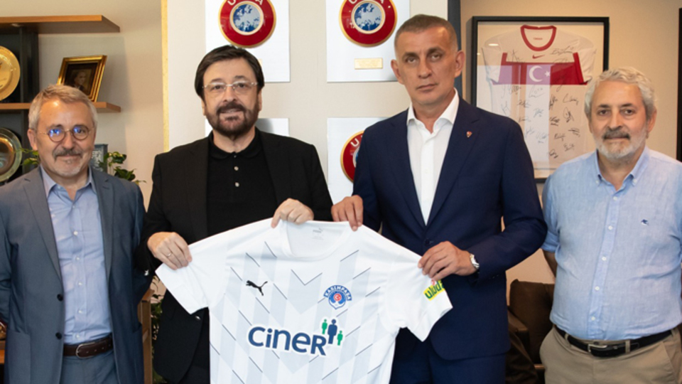 "Kimseden talimat almam!"