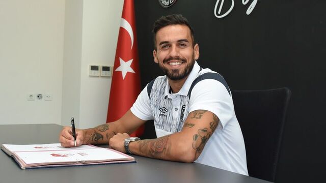 Manisa FK'dan çifte imza!