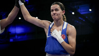 Hatice Akbaş yarı finalde!