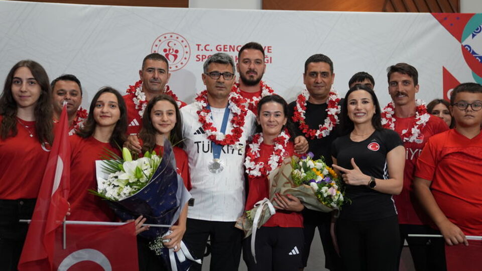 Yusuf Dikeç yurda döndü!