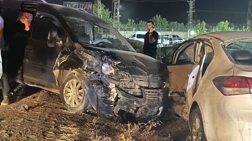 Batman'da trafik kazası: 8 yaralı