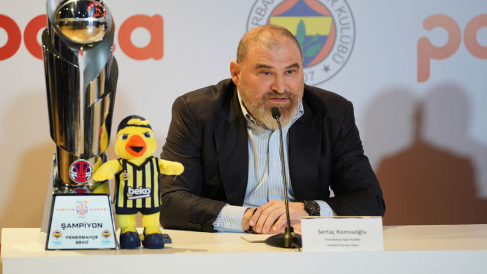 Fenerbahçe'de iki istifa!