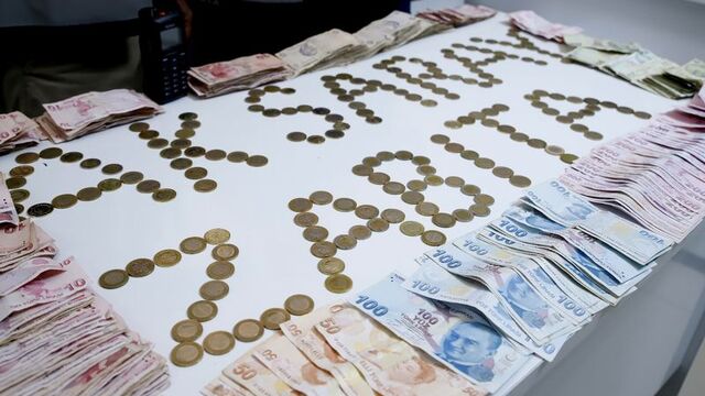 Dilencilerin üzerinden 30 bin TL çıktı
