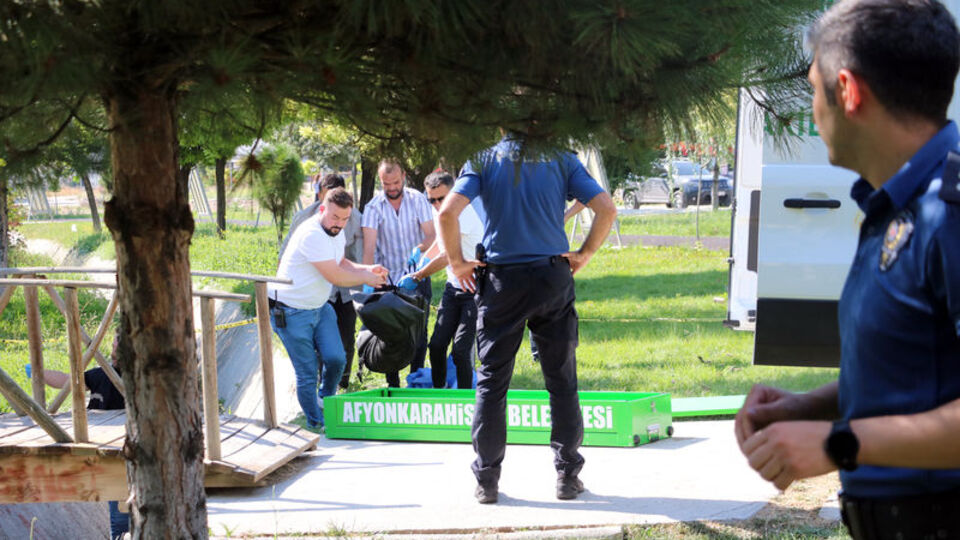 Genç kızın cansız bedeni kanalda bulundu