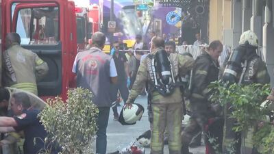 Eminönü'nde otel yangını: Tahliye edildi