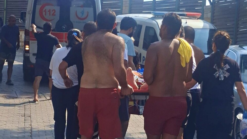 Antalya'da denize giren çocuk boğuldu