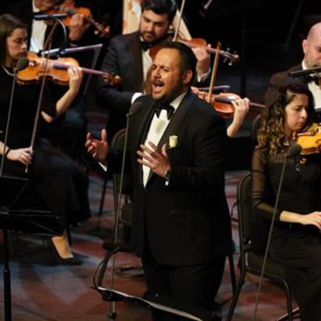 Murat Karahan'dan Sezen Aksu şarkıları