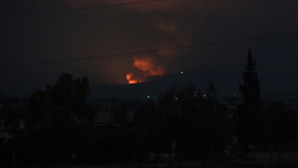 İran'da 3 patlama sesi duyuldu