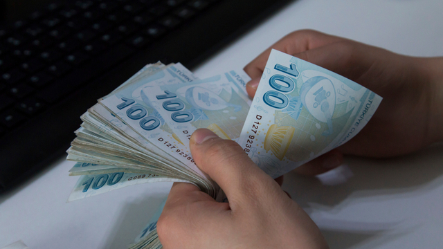 Kamu işçisine yüzde 20,67 zam