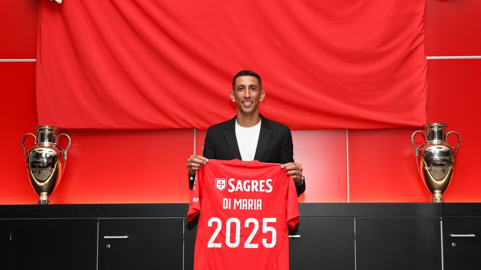 Di Maria, bir yıl daha Benfica'da