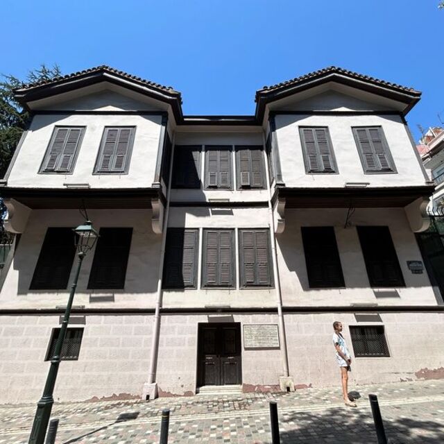 Atatürk'ün Selanik'te doğduğu eve ziyaretçi yoğunluğu