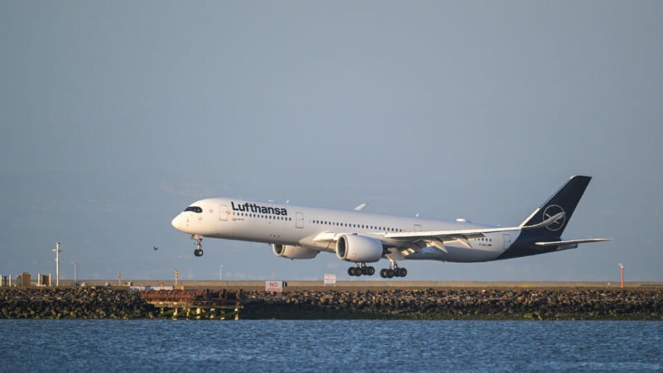 Lufthansa Orta Doğu'ya uçuş iptallerinin süresini uzattı