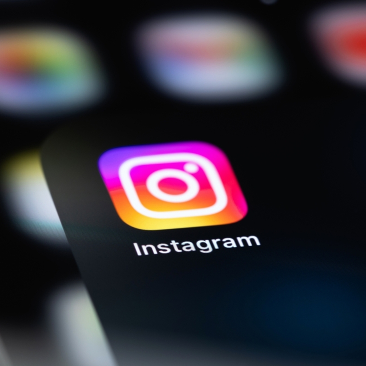 Instagram erişime açılacak mı?