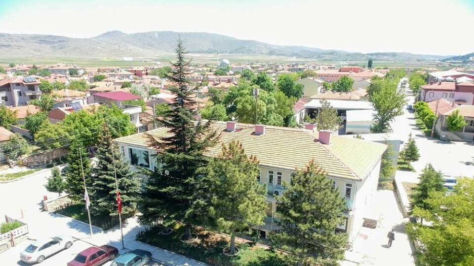 O beldede düğün masrafları kararı!