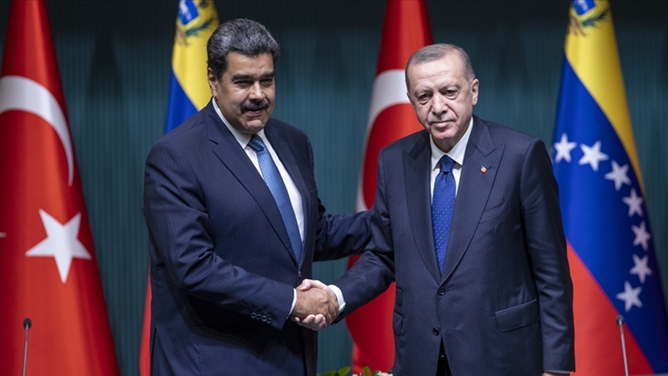 Cumhurbaşkanı Erdoğan, Maduro'yla görüştü