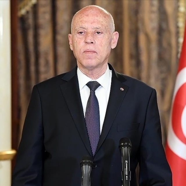 Kays Said, Başbakan Haşşani'yi görevden aldı
