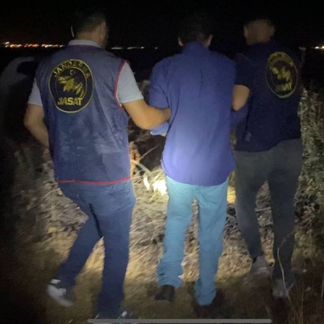 Suç makinesi hükümlü ormanda yakalandı