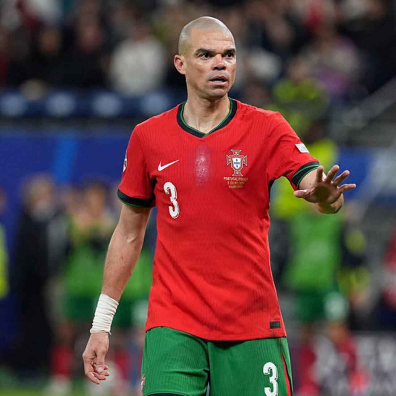 Pepe, futbola veda etti!