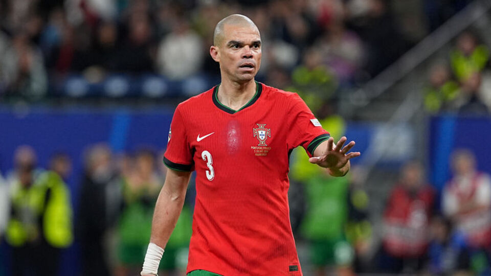 Pepe, futbola veda etti!