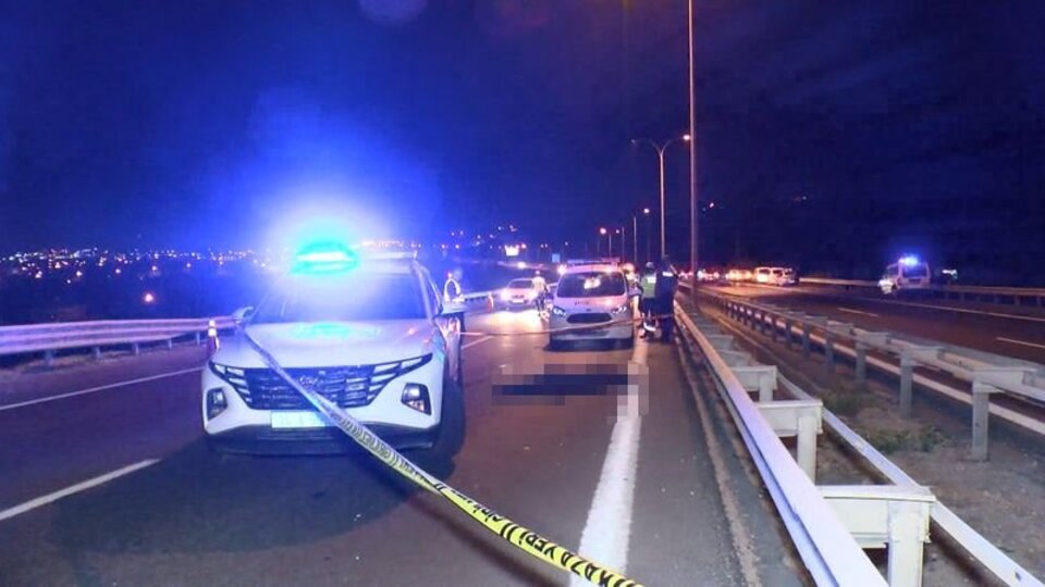 TEM Otoyolu'nda otomobilin çarptığı yaya öldü