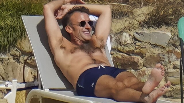 Macron tatilde
