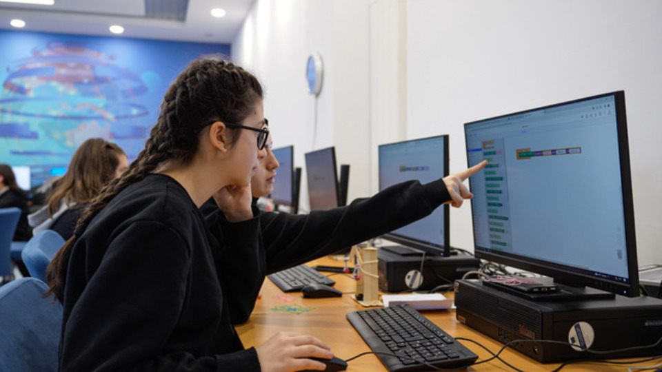 İki yılda 6874 öğrenciye ulaştı