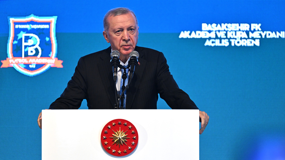 Erdoğan: Kulüplerimizden azami hassasiyet bekliyoruz