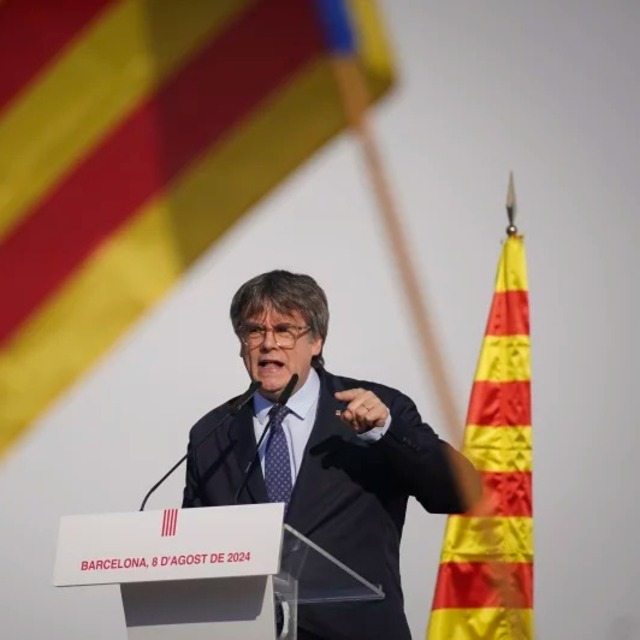 7 yıl sonra döndüğü İspanya'yı yine terk etti