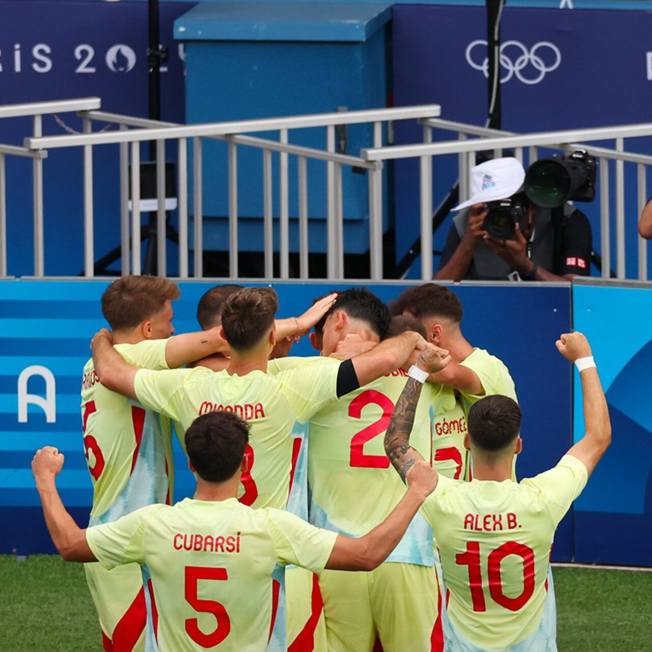 İspanya, futbolda şampiyonluğa ulaştı!