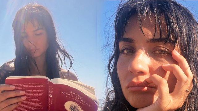 Tatilde deniz, güneş ve kitap keyfi yapıyor