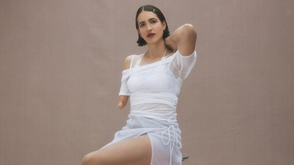 "Tom, sevgilim değil"