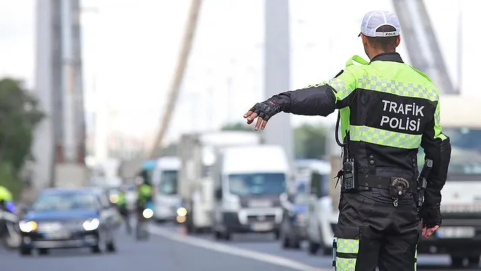 Bir haftada 2,6 milyon araç denetlendi