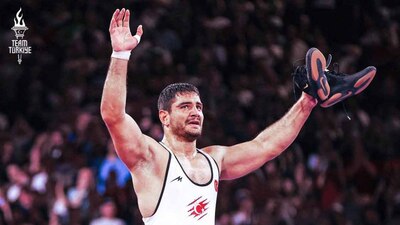 Taha Akgül, mindere veda etti!