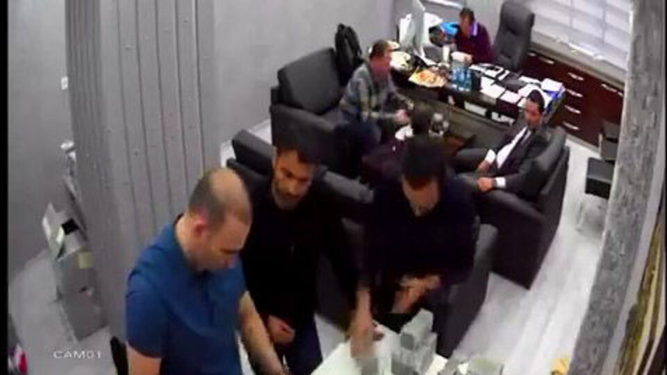 'Para sayma'da 22 kişiye ceza istemi