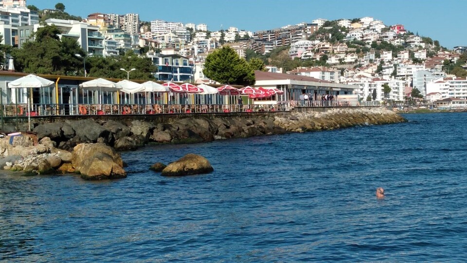 Mudanya sahiline ceset vurdu