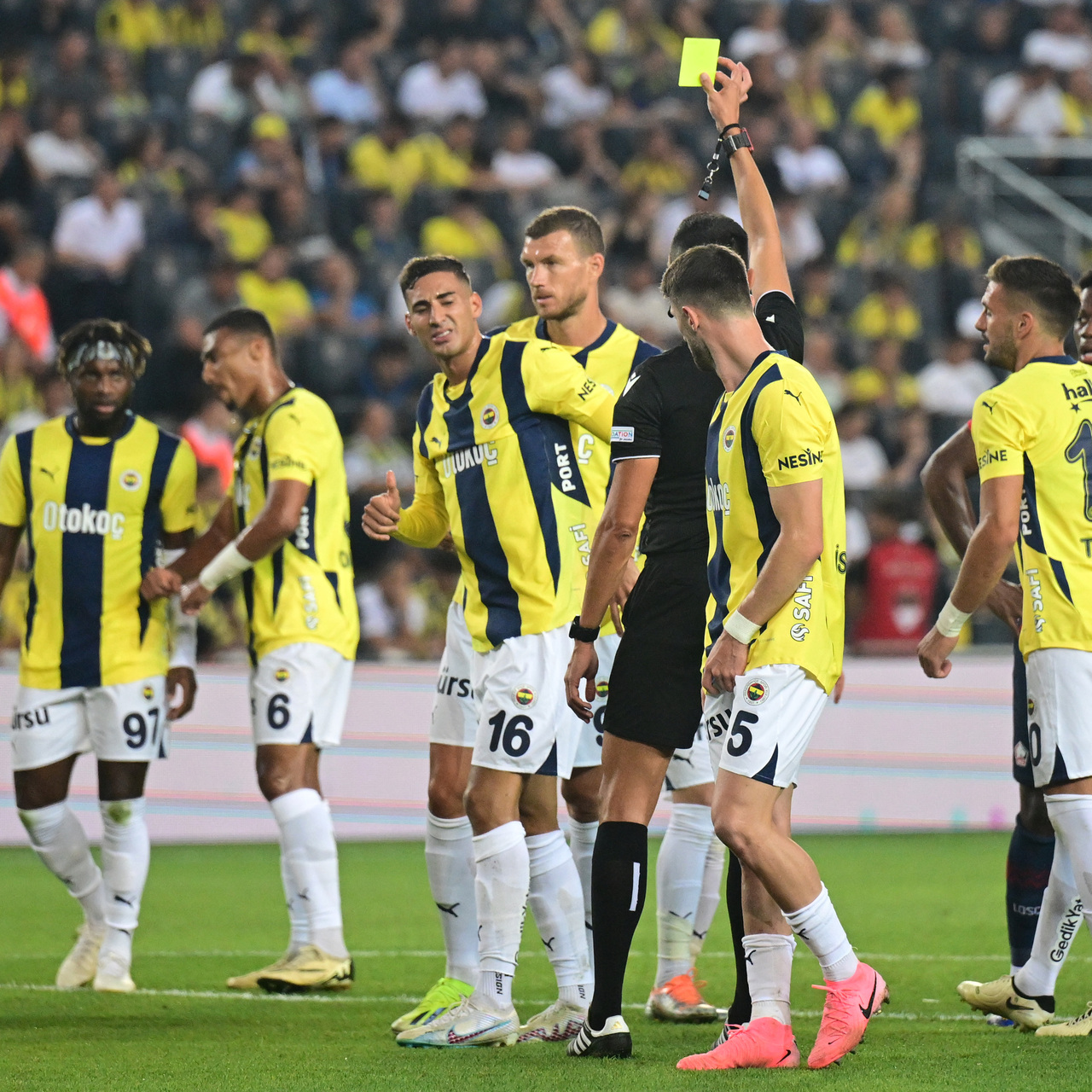 Fenerbahçe'nin 11'i açıklandı!