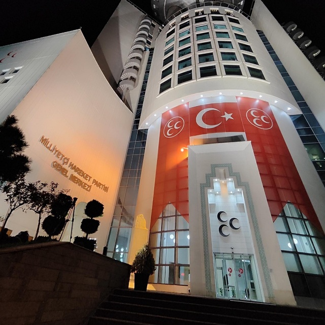 MHP'den yeni anayasa açıklaması