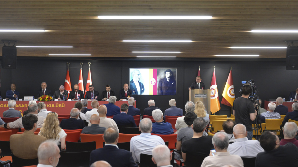 Galatasaray Divan Kurulu karıştı!