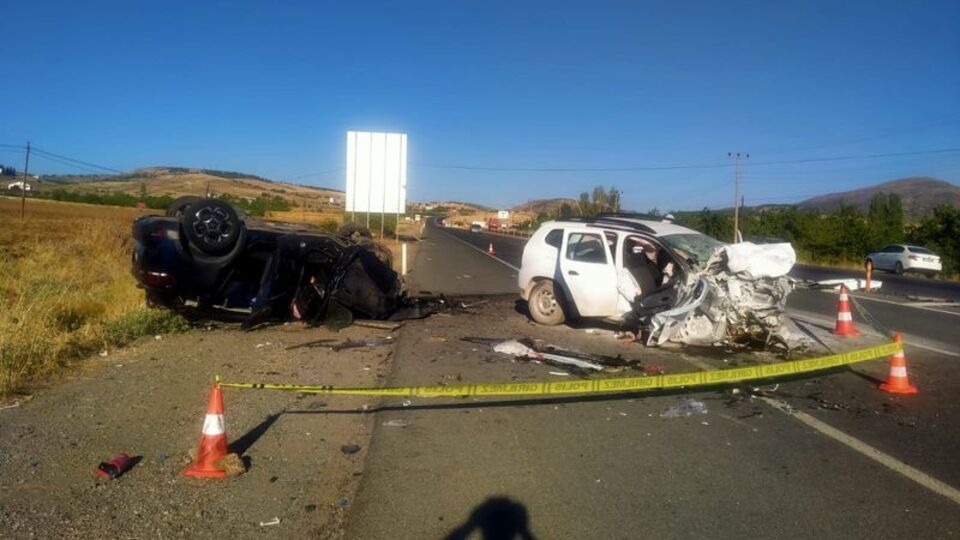 Malatya'da zincirleme kaza: 2 ölü, 4 yaralı