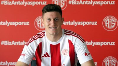 Antalyaspor'da Gaich imzayı attı!