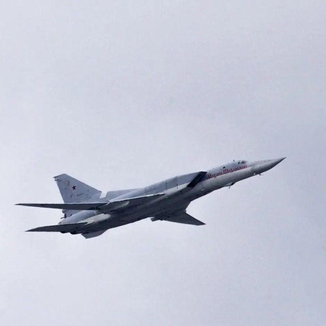 Rusya'da bombardıman uçağı düştü