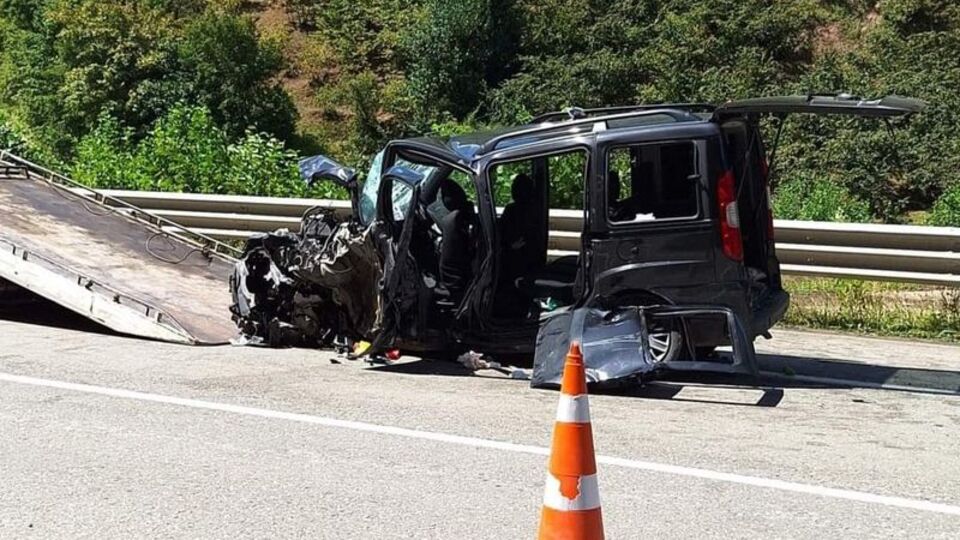 Giresun'da trafik kazası: 9 yaralı