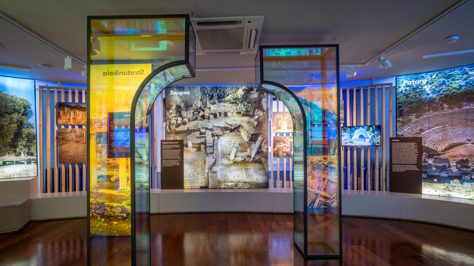 'İstikbalinizin Emniyeti' sergisi açıldı