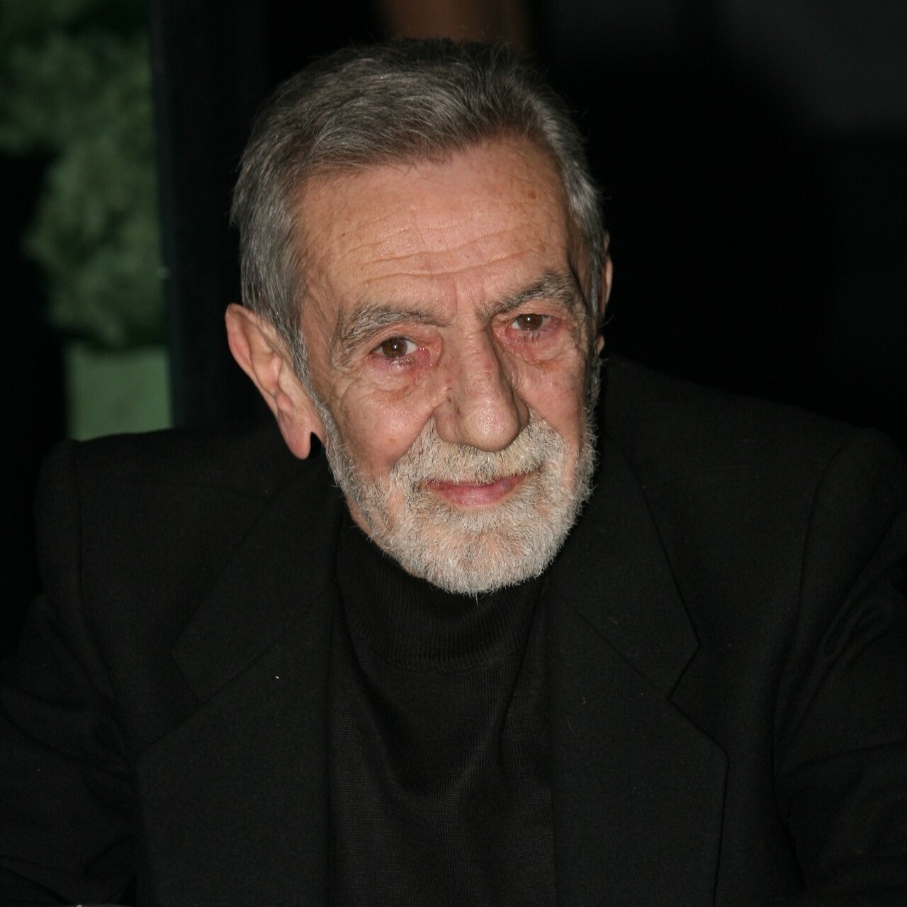 Aydemir Akbaş vefat etti