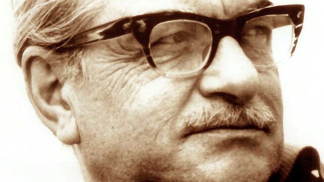 Kemal Tahir ile Umberto Eco nasıl yazardı?