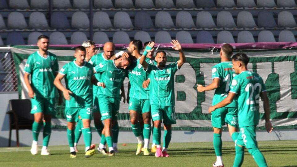 Iğdır FK, evinde gol oldu yağdı!